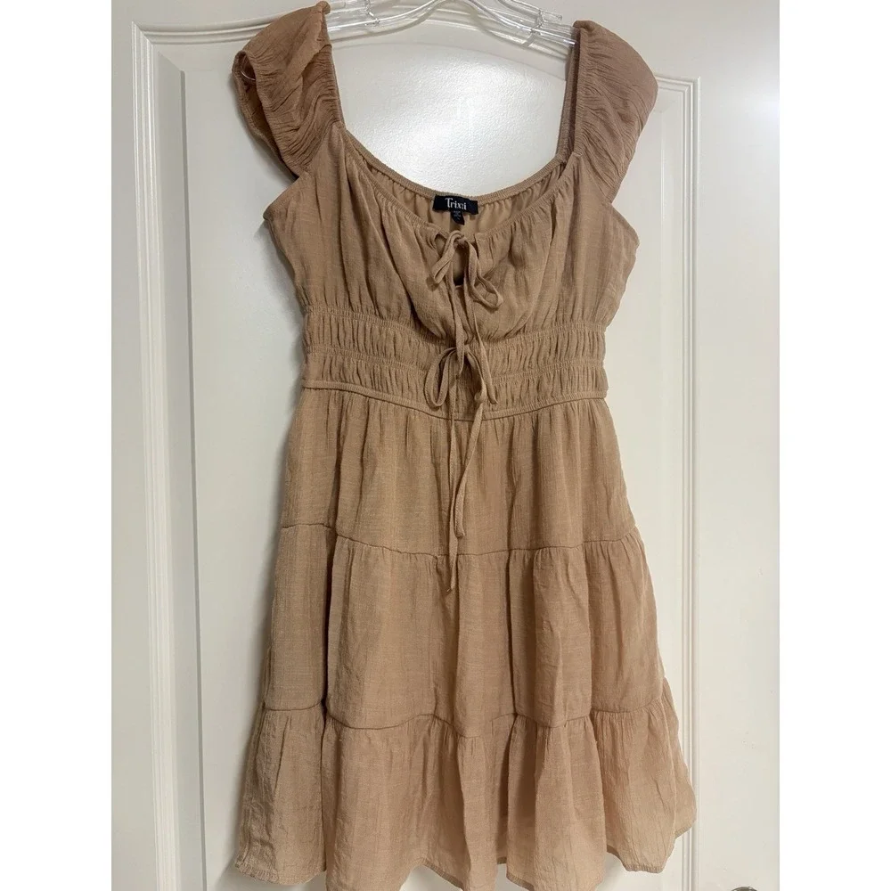 Trixxi Mini Dress Sz L Tan Ruffled Tiers Short Sleeve Flirty Coquette Y2k Party - Picture 4 of 14